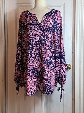 Liz Claiborne Cherry Blossom Blouse